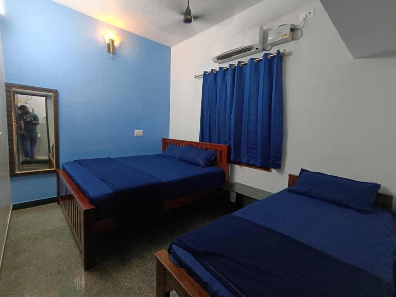 Omkara - The Fives Guest House Tiruvannāmalai エクステリア 写真