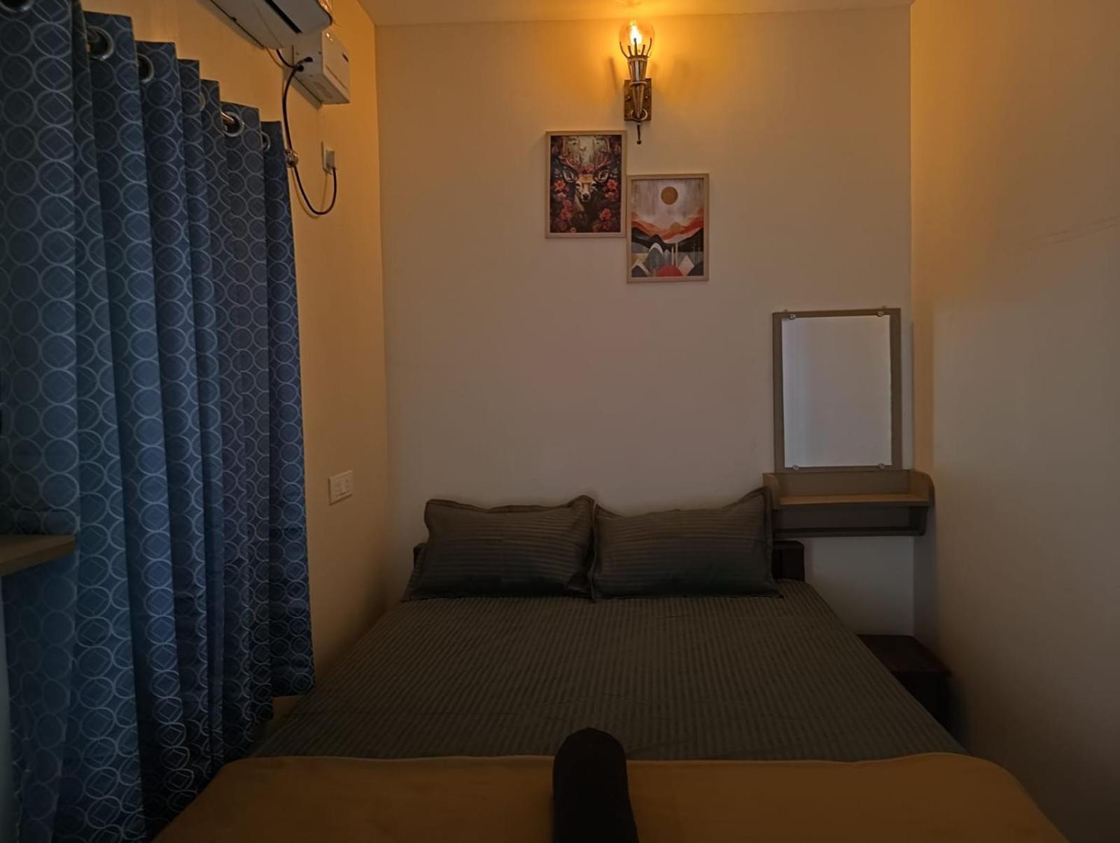 Omkara - The Fives Guest House Tiruvannāmalai エクステリア 写真